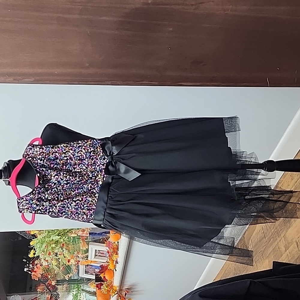 Lilt Size 12 Party Dress